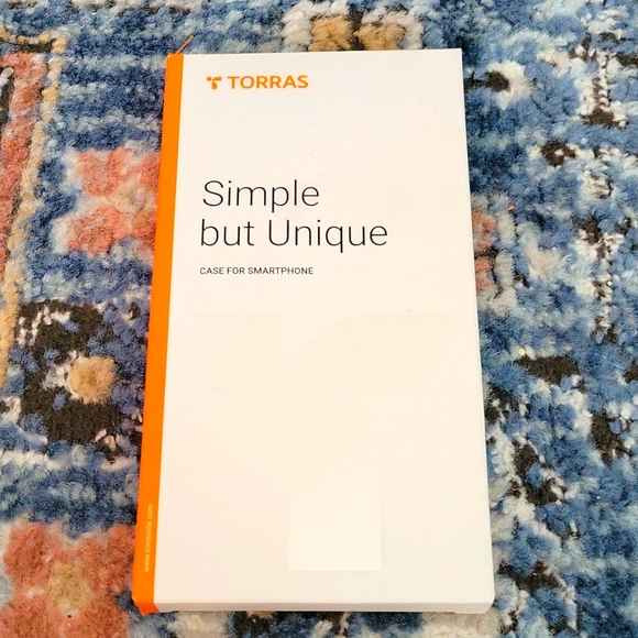 Torras Shockproof Case, Matte Black for Samsung Galaxy S21 - Picture 2 of 7